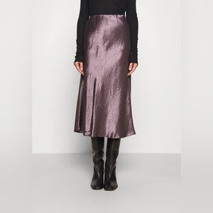 NWT MAX MARA Alessio Satin Midi Skirt Purple Size US 4